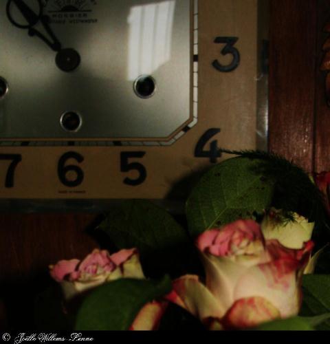 roses et pendule 2