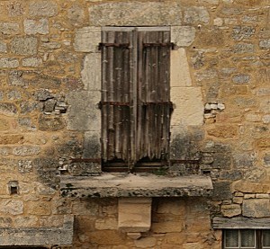 FENETRES-8062-FENETRE-ET-BALCON-copie-1.jpg