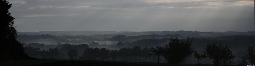 Octobre, les brumes matinales