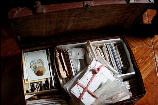 Cartes postales, vieilles photos, télégrammes...