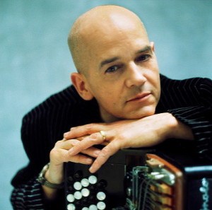 daniel mille encerra maio lindo