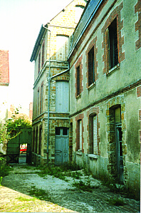 portail et bat accueil