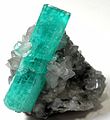 110px-Beryl-Calcite-33893