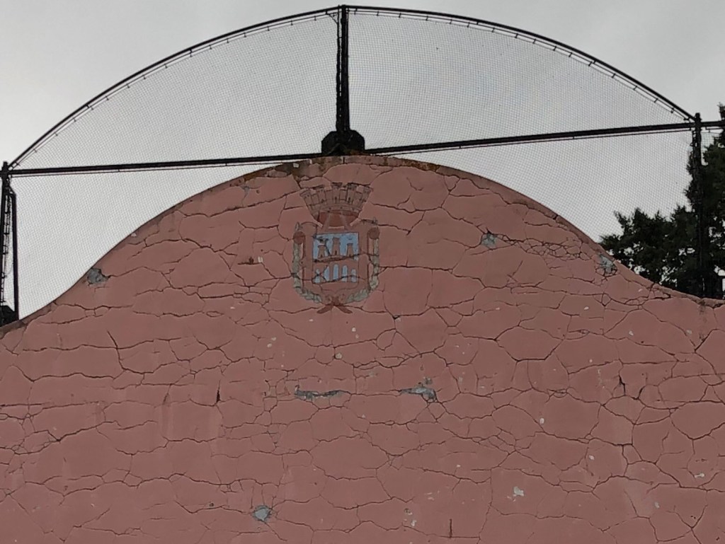 Un mur qui se lamente sur son&nbsp;sort…